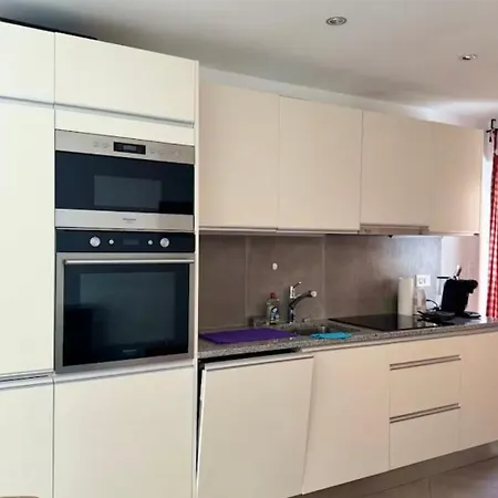 70m2, Entrée Autonome, Lit 180x200, Terrasse Privée, Parking Gratuit